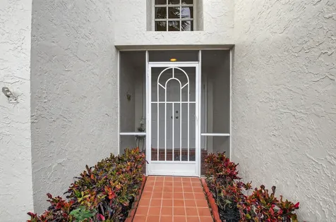 18290 Covina Way Boca Raton FL 33498