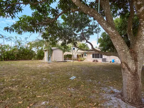 4760 Se Bayshore Terrace Stuart FL 34997