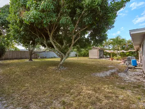 4760 Se Bayshore Terrace Stuart FL 34997