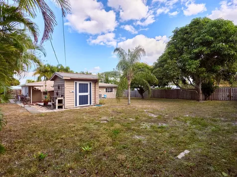 4760 Se Bayshore Terrace Stuart FL 34997