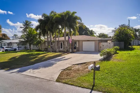 4760 Se Bayshore Terrace Stuart FL 34997
