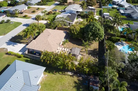 4760 Se Bayshore Terrace Stuart FL 34997