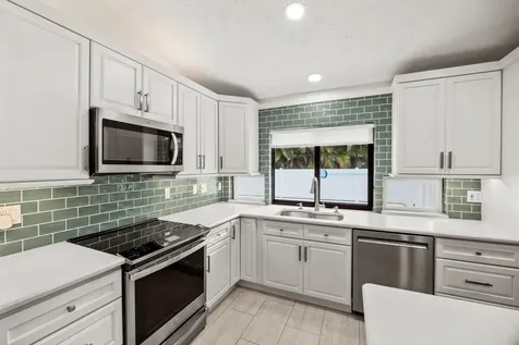 5 Copaire Drive Sewalls Point FL 34996