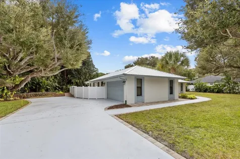 5 Copaire Drive Sewalls Point FL 34996