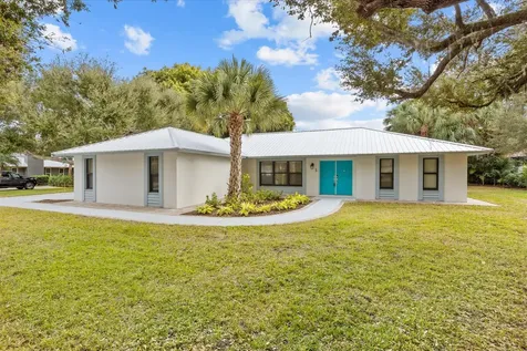 5 Copaire Drive Sewalls Point FL 34996