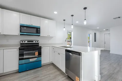 3244 SE Jefferson Street Stuart FL 34997