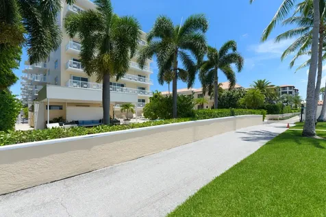 250 Bradley Place Palm Beach FL 33480