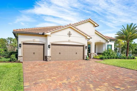 9198 Balsamo Drive Palm Beach Gardens FL 33412