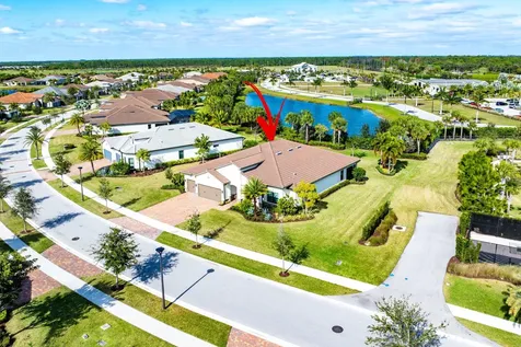 9198 Balsamo Drive Palm Beach Gardens FL 33412