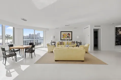 200 Bradley Place Palm Beach FL 33480