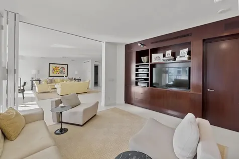 200 Bradley Place Palm Beach FL 33480