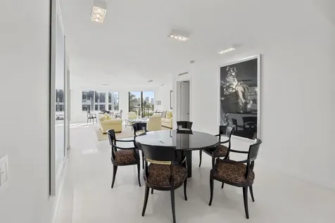 200 Bradley Place Palm Beach FL 33480