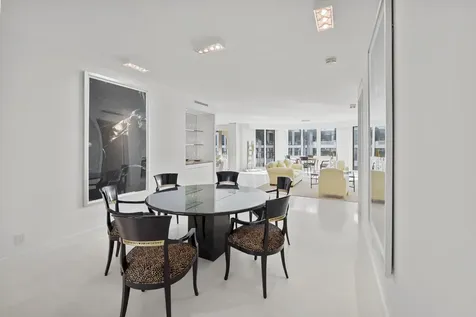200 Bradley Place Palm Beach FL 33480