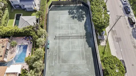 200 Bradley Place Palm Beach FL 33480