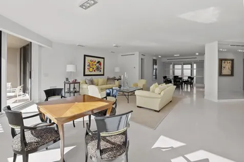 200 Bradley Place Palm Beach FL 33480