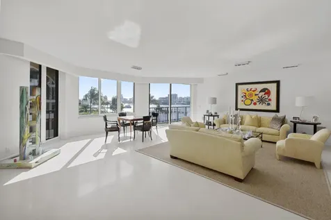 200 Bradley Place Palm Beach FL 33480