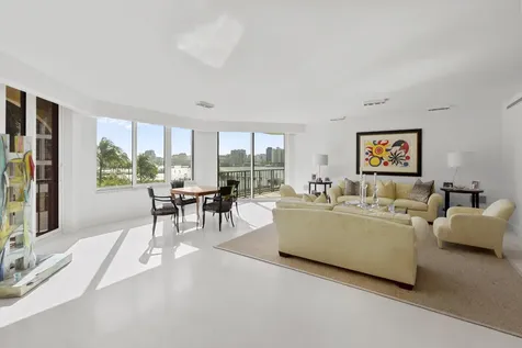 200 Bradley Place Palm Beach FL 33480
