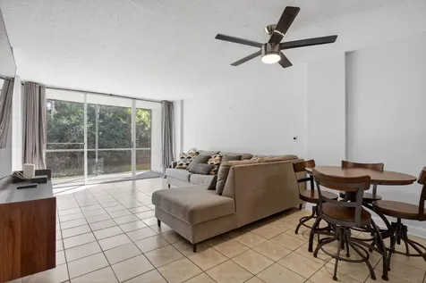107 Royal Park Drive Oakland Park FL 33309