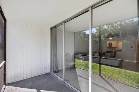 107 Royal Park Drive Oakland Park FL 33309