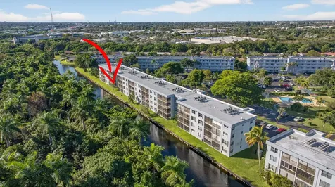 107 Royal Park Drive Oakland Park FL 33309