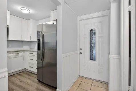 107 Royal Park Drive Oakland Park FL 33309