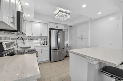 555 Se 6th Avenue Delray Beach FL 33483
