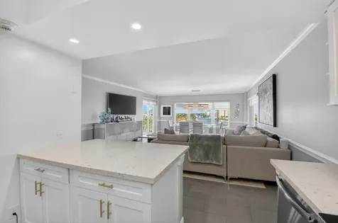 555 Se 6th Avenue Delray Beach FL 33483