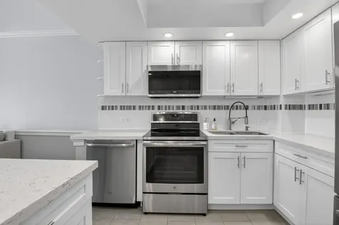 555 Se 6th Avenue Delray Beach FL 33483