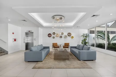 555 Se 6th Avenue Delray Beach FL 33483