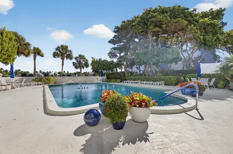 555 Se 6th Avenue Delray Beach FL 33483