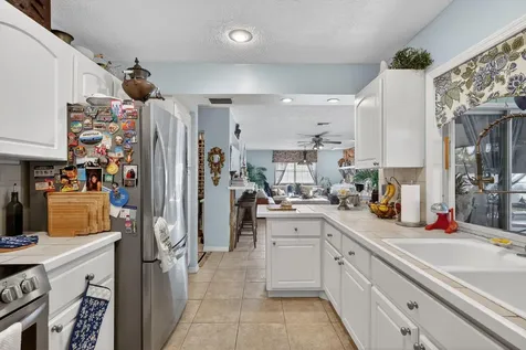 1207 Se Palm Beach Road Port Saint Lucie FL 34952