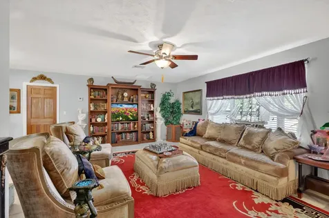 1207 Se Palm Beach Road Port Saint Lucie FL 34952