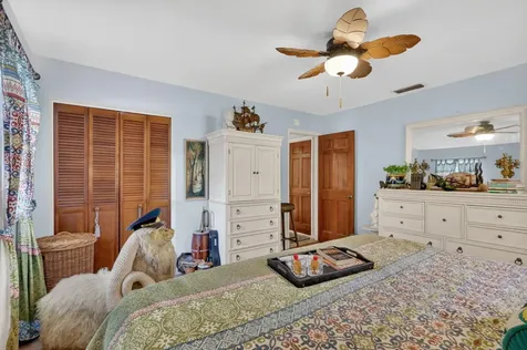 1207 Se Palm Beach Road Port Saint Lucie FL 34952