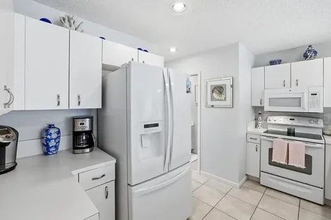 2049 SE 6th Street Deerfield Beach FL 33441