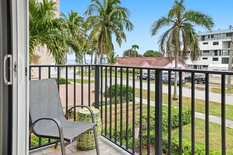 2049 SE 6th Street Deerfield Beach FL 33441