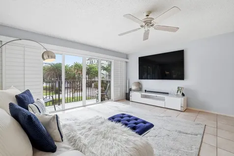 2049 SE 6th Street Deerfield Beach FL 33441