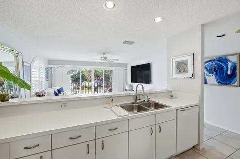 2049 SE 6th Street Deerfield Beach FL 33441