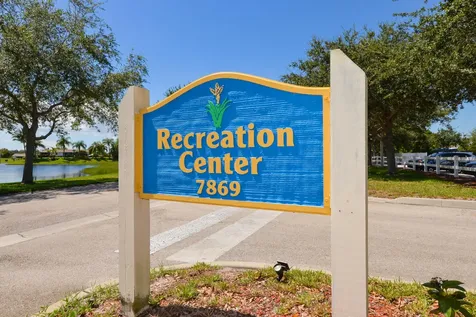 3225 Scarlet Tanager Court Port Saint Lucie FL 34952