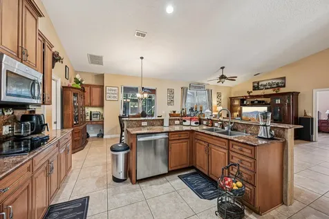3044 Sw Savona Boulevard Port Saint Lucie FL 34953