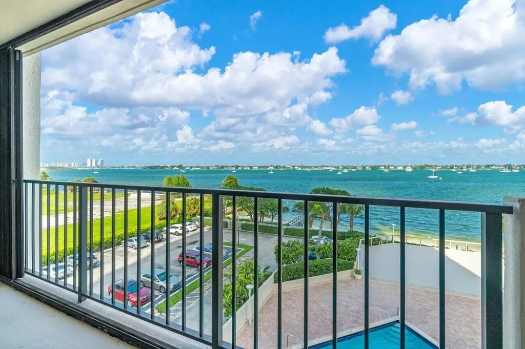 5600 N Flagler Drive West Palm Beach FL 33407