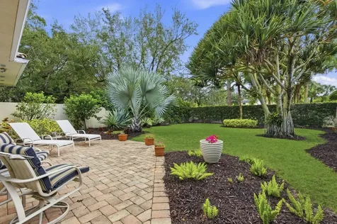 325 Kelsey Park Circle Palm Beach Gardens FL 33410