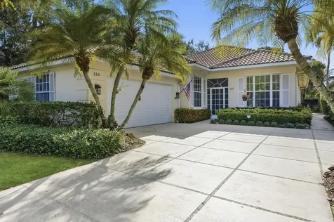 325 Kelsey Park Circle Palm Beach Gardens FL 33410