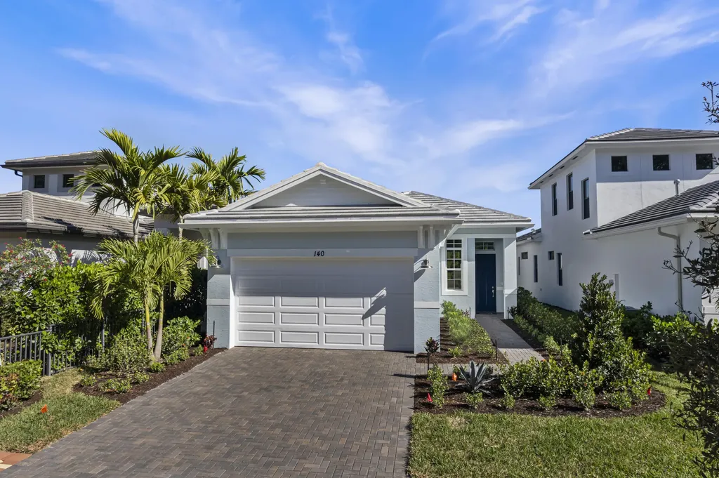 140 Se Via Tirso Port Saint Lucie FL 34952