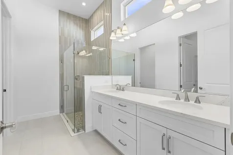 140 Se Via Tirso Port Saint Lucie FL 34952