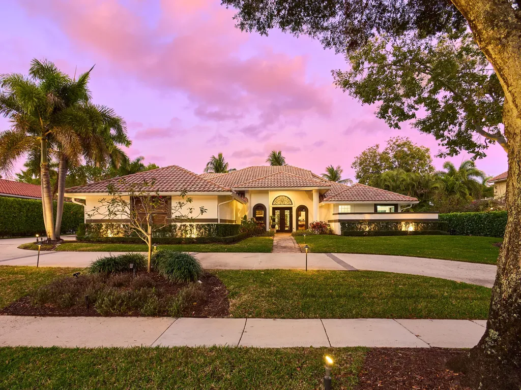 3700 Embassy Drive West Palm Beach FL 33401
