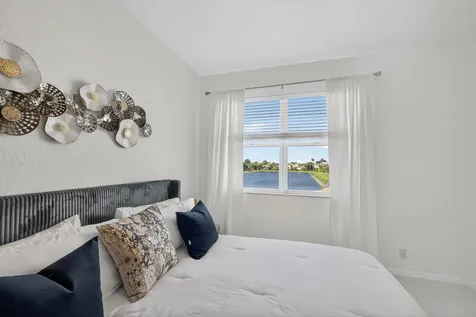 166 Isle Verde Way Palm Beach Gardens FL 33418