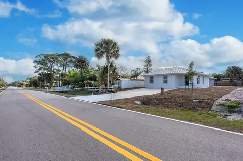 3246 SE Jefferson Street Stuart FL 34997