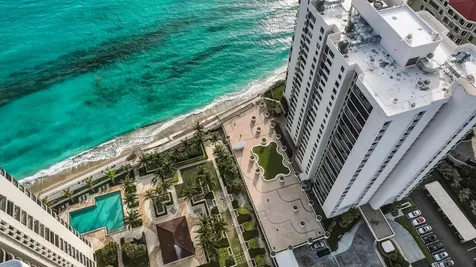 5380 N Ocean Drive Singer Island FL 33404