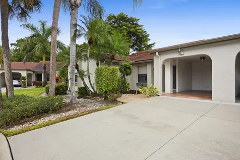 5860 Forest Grove Drive Boynton Beach FL 33437