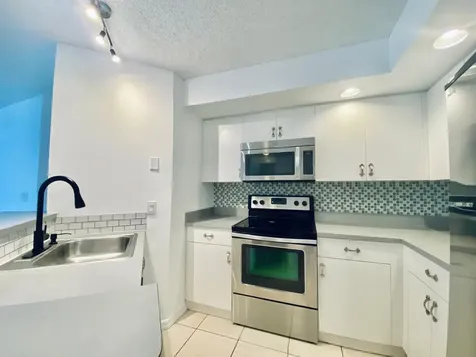 3310 Pinewalk Drive Margate FL 33063